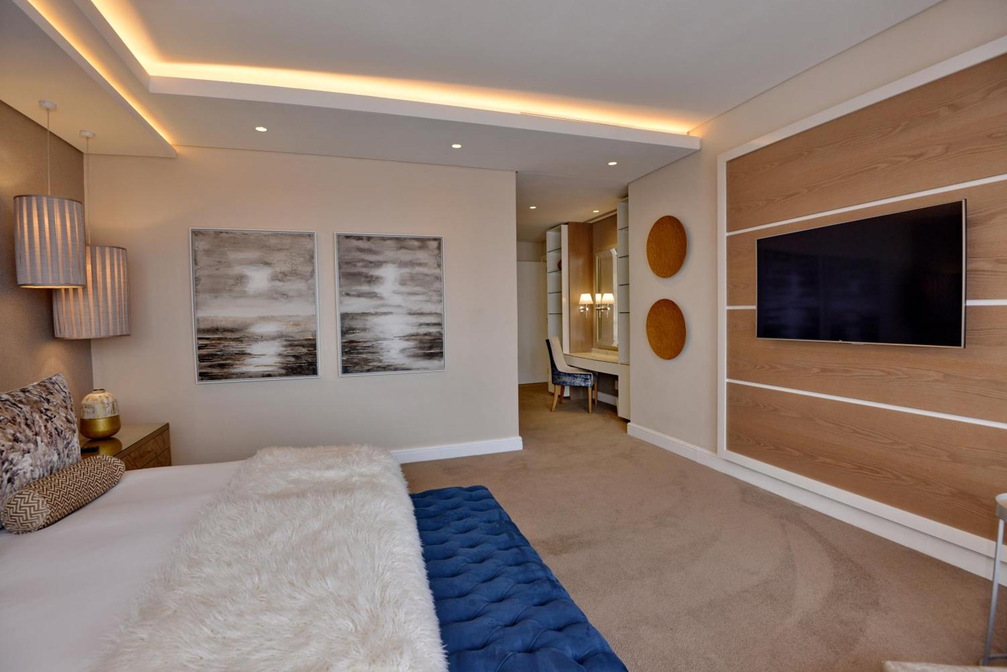 The Houghton Hotel, Spa, Wellness & Golf Johannesburgo Habitación foto A bedroom at The Ivy Collection